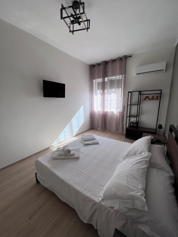 Medusa Duomo Guest House ナポリ エクステリア 写真