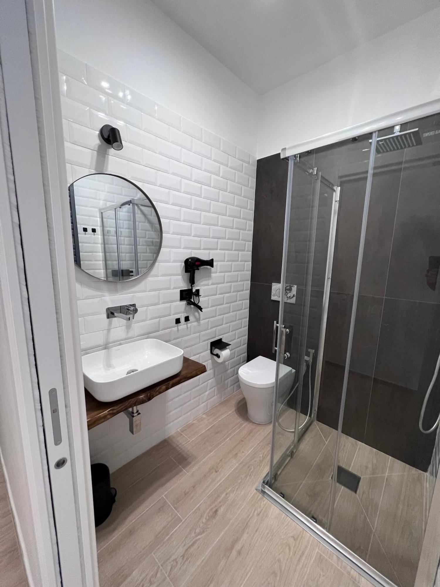 Medusa Duomo Guest House ナポリ エクステリア 写真