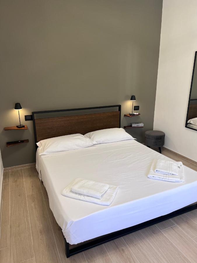 Medusa Duomo Guest House ナポリ エクステリア 写真